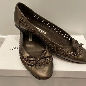 Manolo Blahnik Gold Flats 39.5